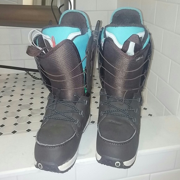 Burton snowboard boots 7.5 women's emerald-R