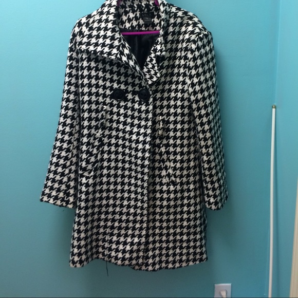 LVLX houndstooth peacoat