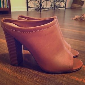 Cognac heeled peep-toe clogs