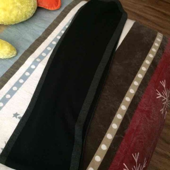 Calvin Klein Scarf - Picture 2 of 3
