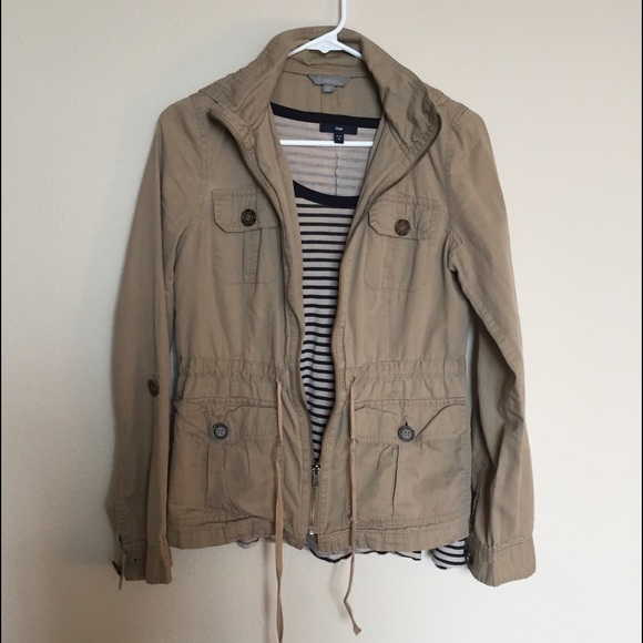 Light weight cropped hoodie jacket  (Nordstrom)