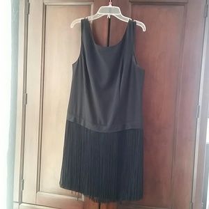 Black sleeveless dress