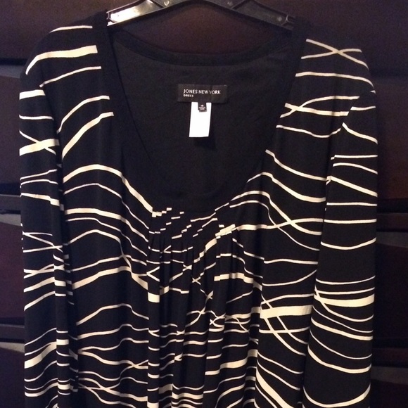 Longsleeved sheath dress