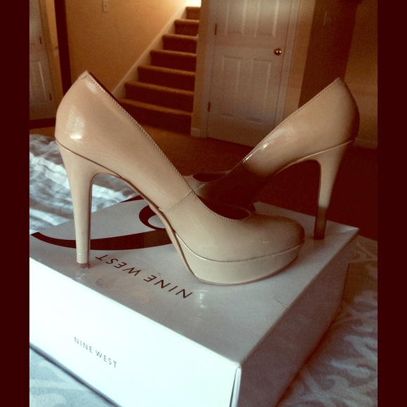Nine West pumps