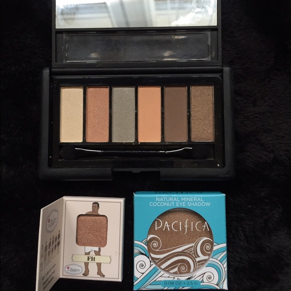 Asst Eyeshadows