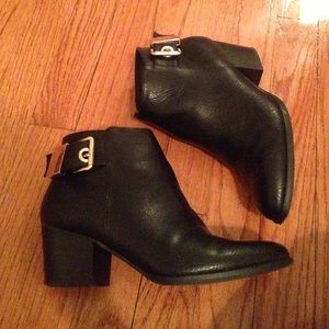 Black Aldo boots sz 6.5