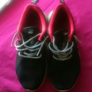 Nike roshi