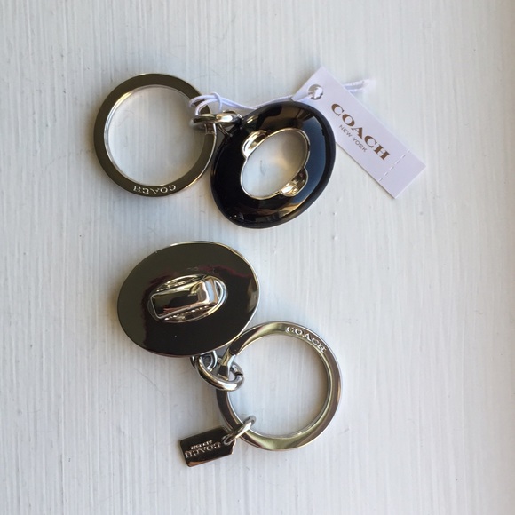 NWT Coach Valet Keychain Black/Silver Turn Lock - Picture 3 of 5