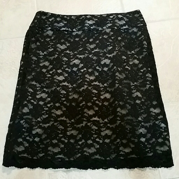 NWT Banana Republic black lace skirt