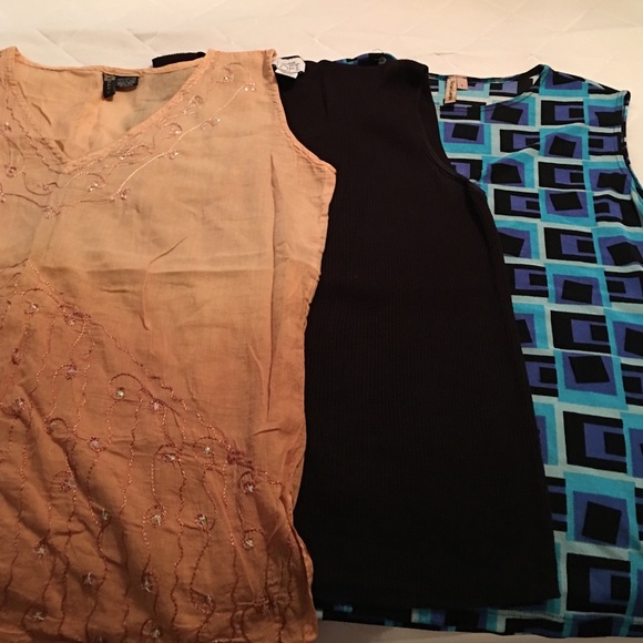 Bundle of 3 Tops