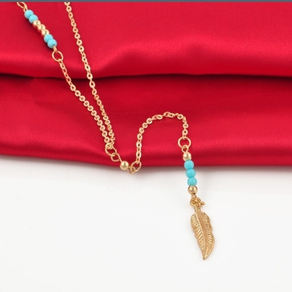 Fashion gold feather necklace - Picture 2 of 3