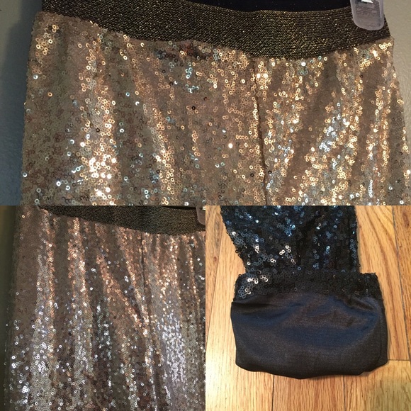 🚨LAST PAIR🚨Sequin Stretch Leggings - Picture 3 of 3