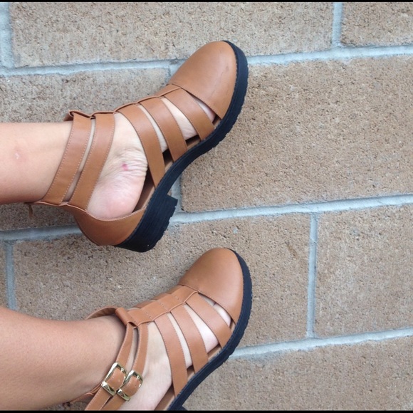 Brown cut out Boots