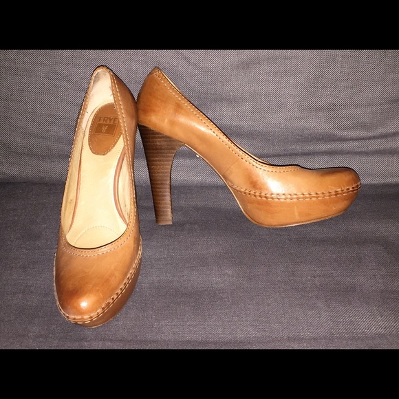 Frye Anna pump, never been worn! Open to offers 😊