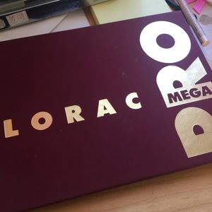 Lorac mega pro ( dupe )