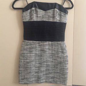 Strapless size 2 Bebe dress