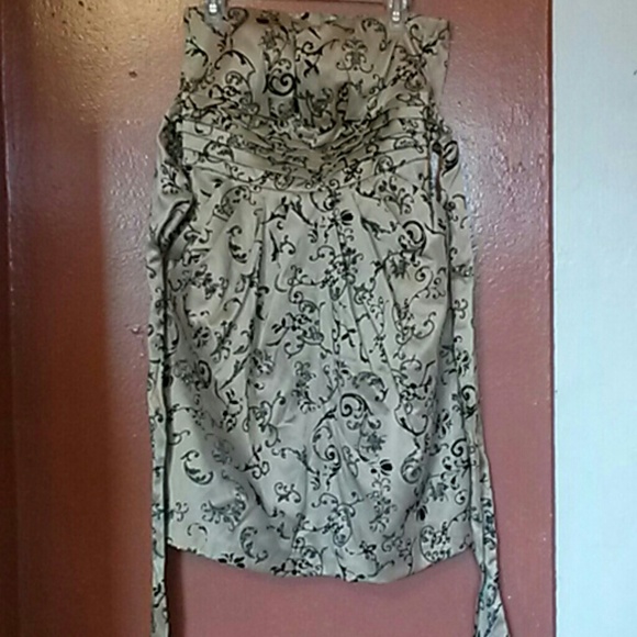 Dress - Picture 2 of 4