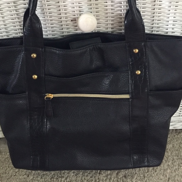 Avon Handbags - Avon Butler bag!