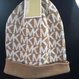 Michael kors beanie. One size