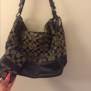 Authentic coach purse and matching wallet!!