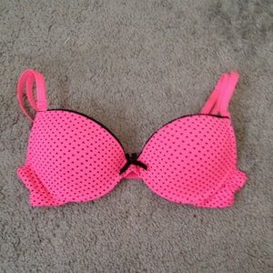 Victoria Secret 32A