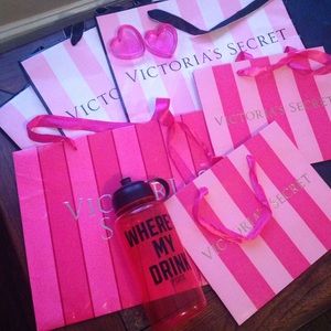 VS pink bundle