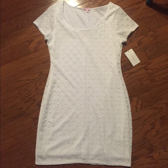 White Lace Isaac Mizrahi Dress