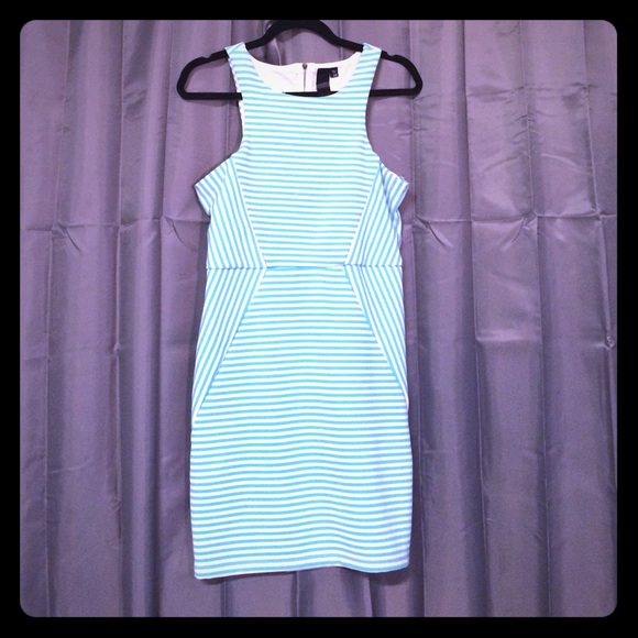 Fitted stripped dress