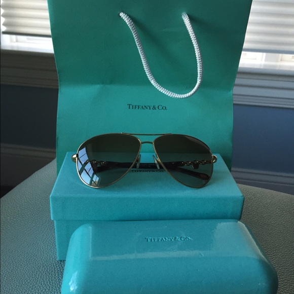 Tiffany&Co Gold aviator glasses