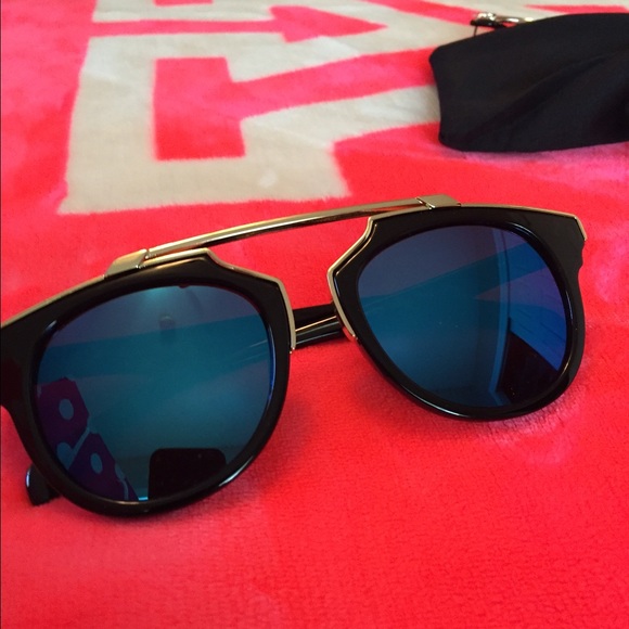 Designer inspired sunnies