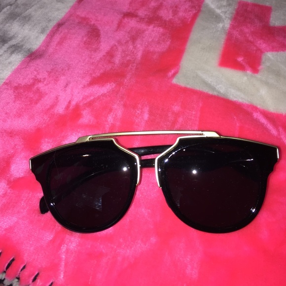 Designer inspired sunnies