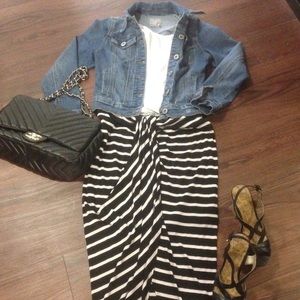 Black and white maxi shirt with slit