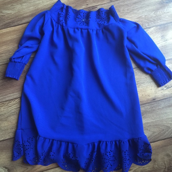 Off shoulder blue dress