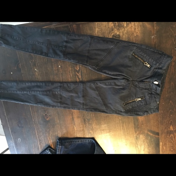 Black American eagle Moto pants