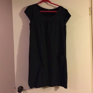 Gap size 12 dress with pockets