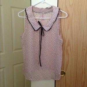 CUTE!!!!! Pink top w lace collar and blk bows!!