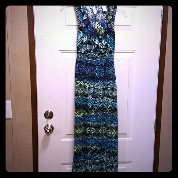 DRESS - Picture 1 of 3