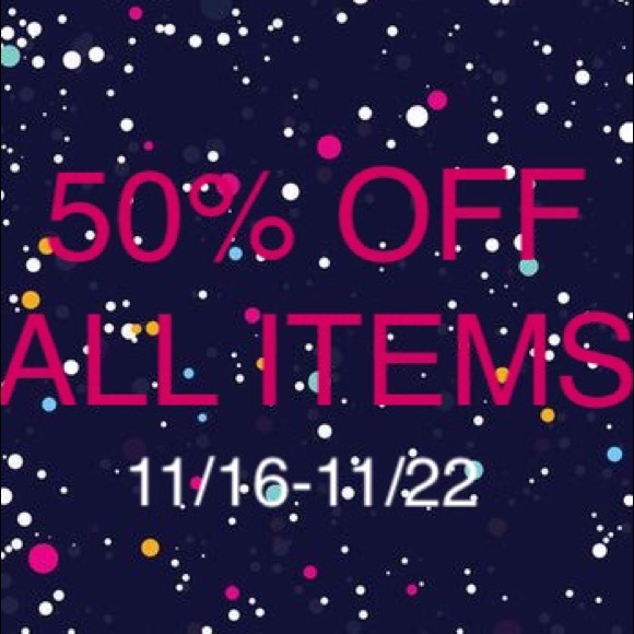 50% OFF CLOSET