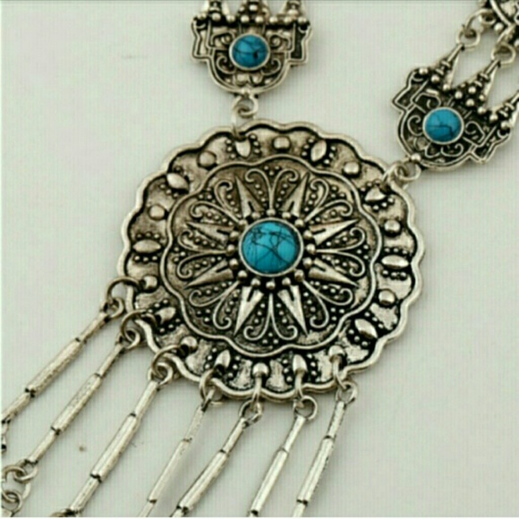 SOLD FREE PEOPLE COIN NECKLACE - Picture 3 of 3