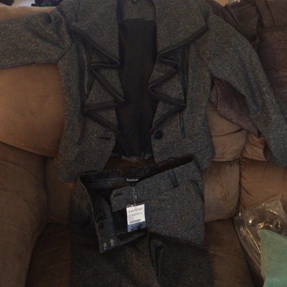 Suit with pants. Jacket size 0 pants size 00 - Picture 1 of 3