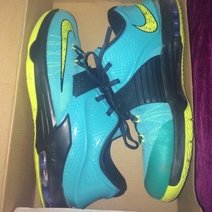 kd 7s worn twice