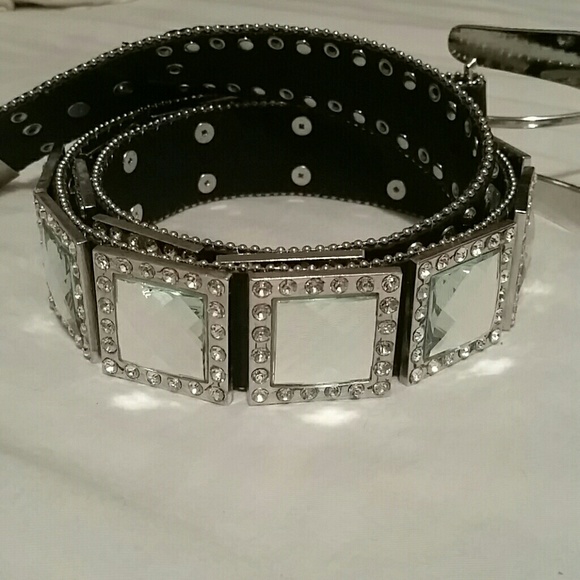 Belt - Picture 4 of 4