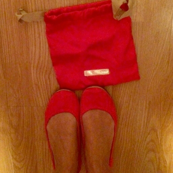 Sad reposh-bcbg ballet flats w/ adorable bag