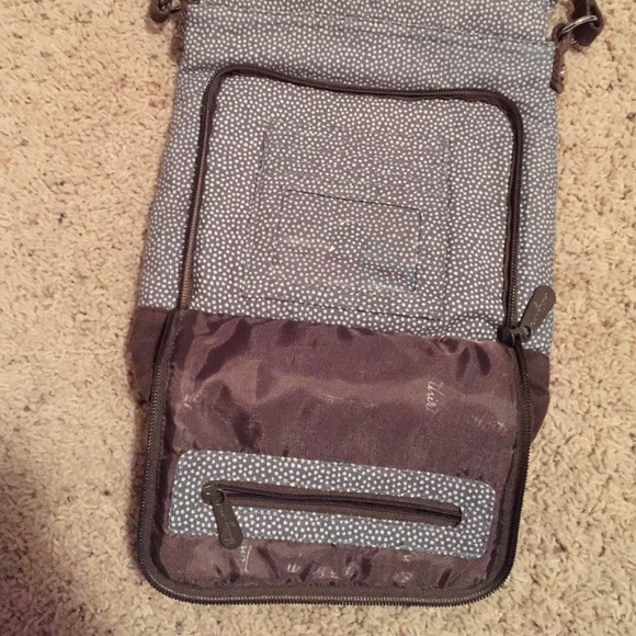 Thirty-One Crossbody - Picture 3 of 4