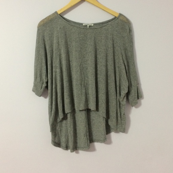 CROPPED GRAY T-SHIRT