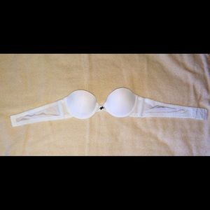Frederick's of Hollywood Multi-Way Push-Up Bra 32A