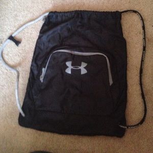 Under armour string bag.