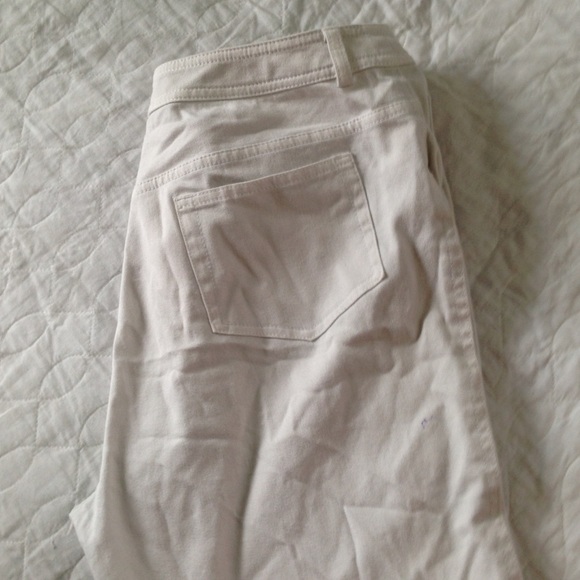 SOLD IN A BUNDLE - Picture 4 of 4