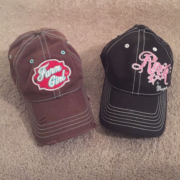 Caps