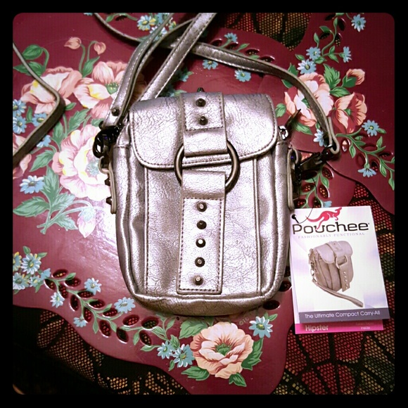 POUCHEE HIPSTER COMPACT CARRYALL Lt.Pewter